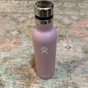 Hydro Flask 25 oz Wine Bottle *NWOT